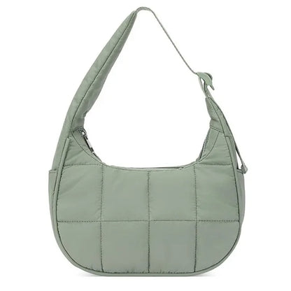Everywear - The roomiest purse