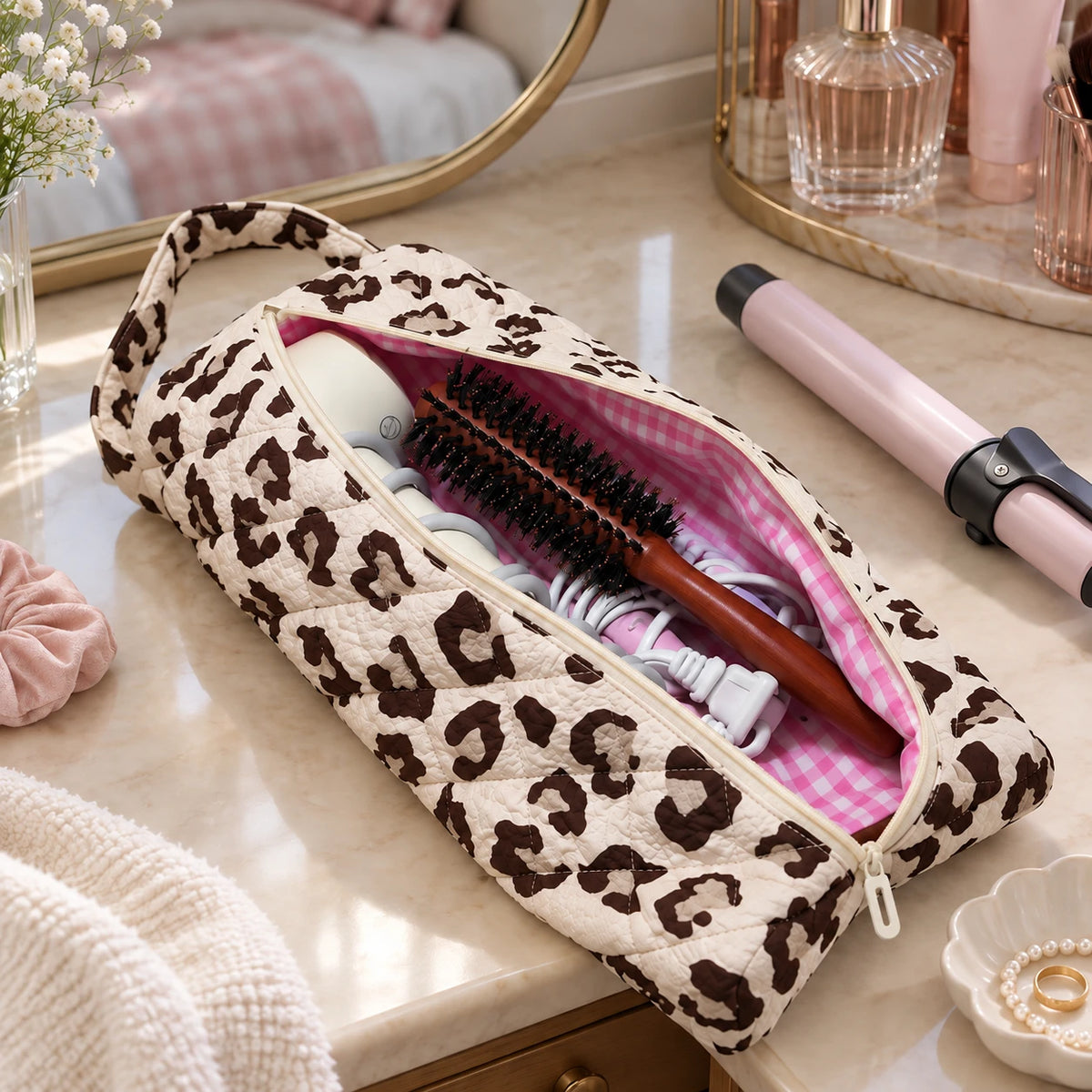 Tooly Leopard — Open on vanity
