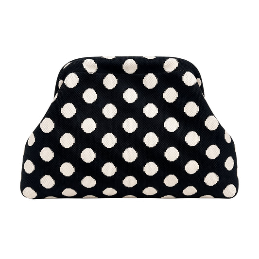 Knitty – The Snap-Shut Makeup Bag