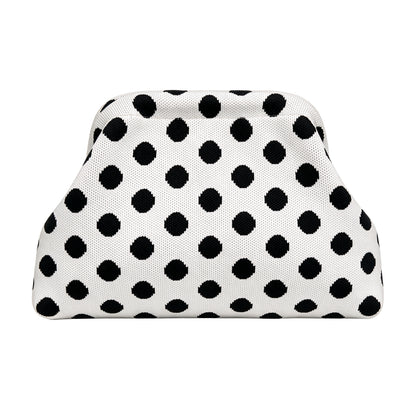 Knitty – The Snap-Shut Makeup Bag