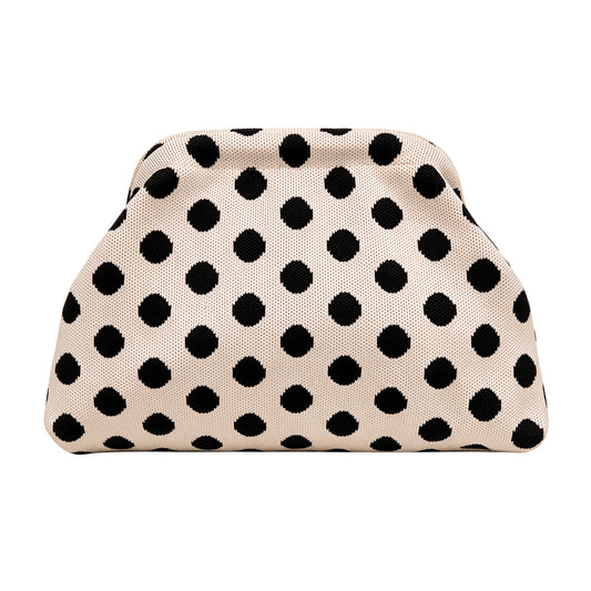 Knitty – The Snap-Shut Makeup Bag
