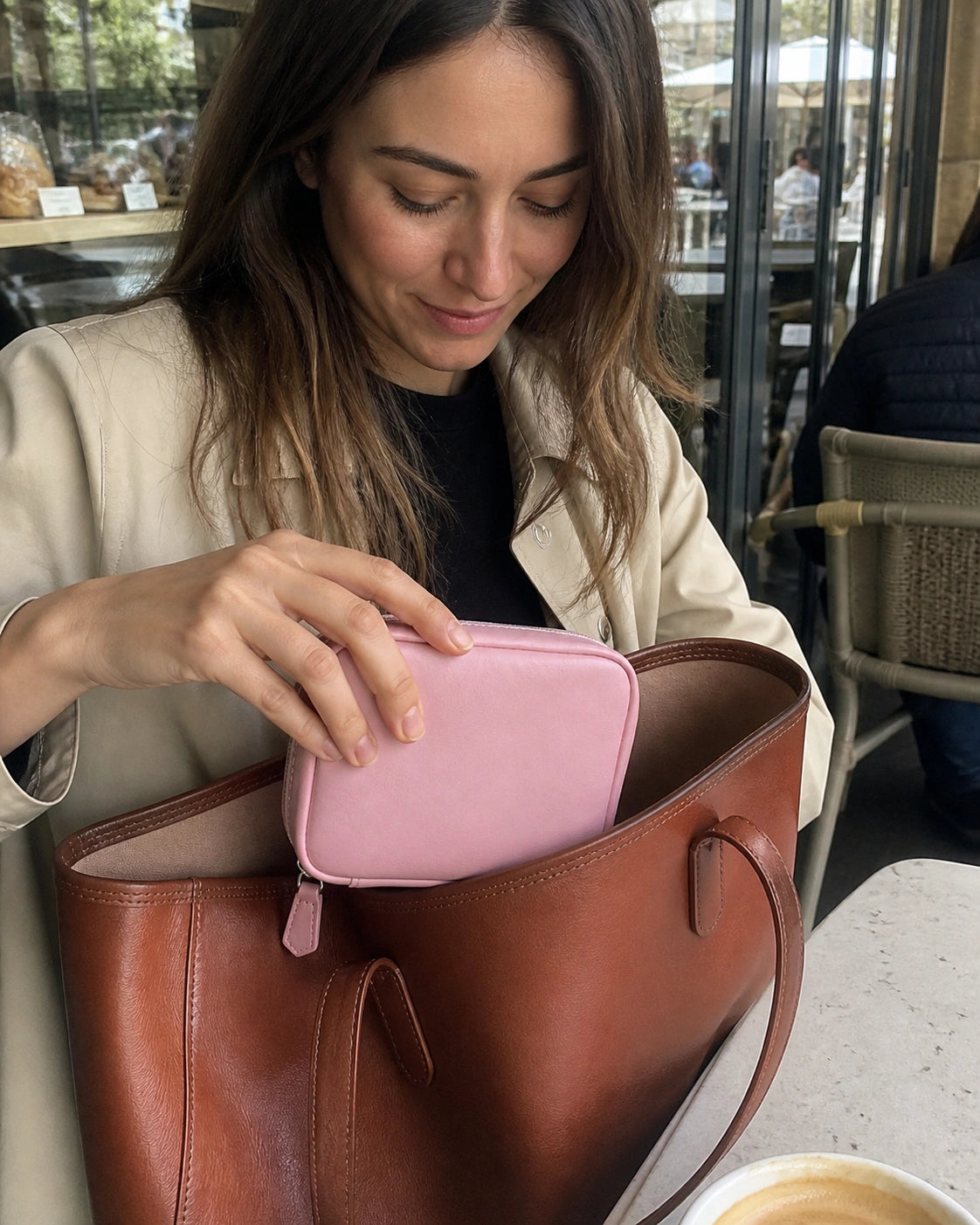 5 Reasons Women Who Have It All Together Keep Their Vitamins in One Zip Pouch