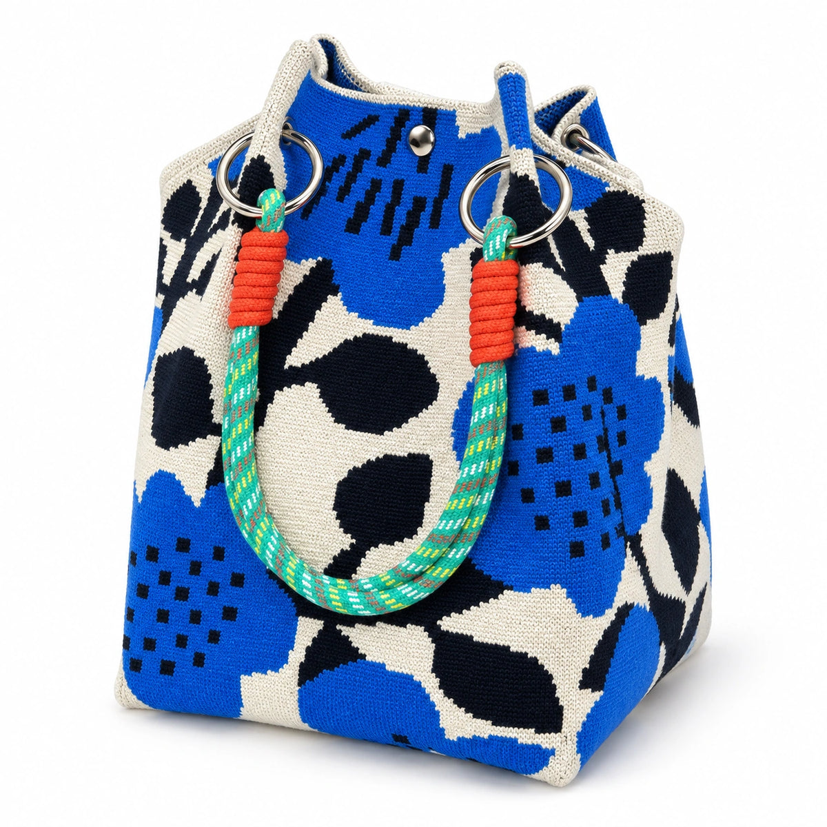url(https://cdn.shopify.com/s/files/1/0572/6493/0902/files/bucky-blue-abstract-20260929-swatch.webp?v=1790666590)