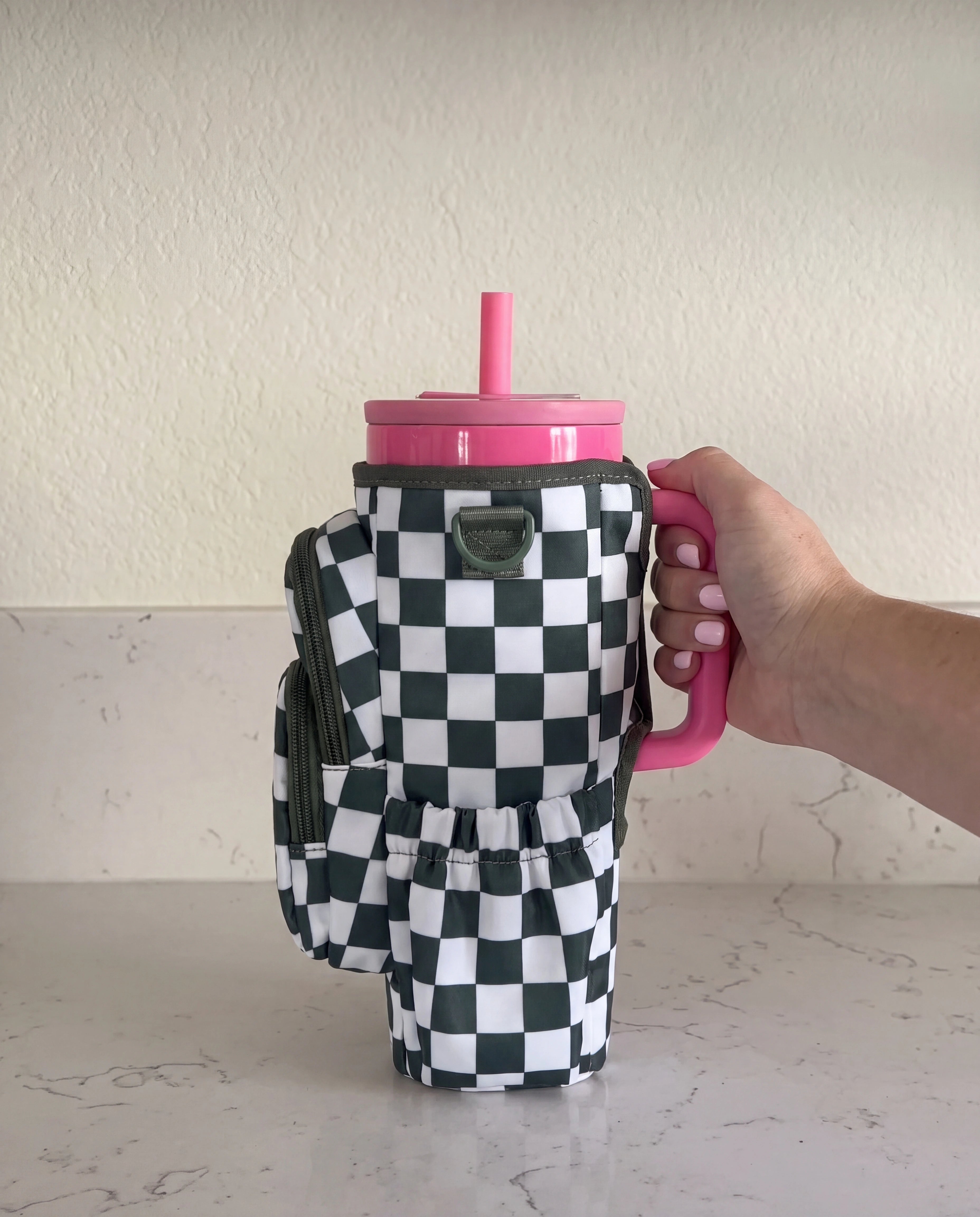 5 Reasons Women Who Have It All Together Carry Their Tumbler Hands-Free