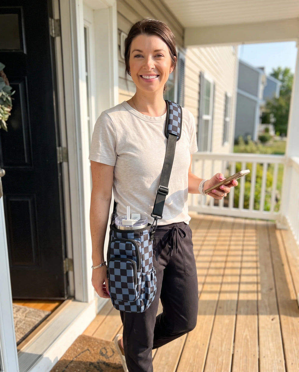 5 Reasons This Bottle Sling Made Me Ditch My Tote Bag, My Gym Duffle, and My Carabiner Clip