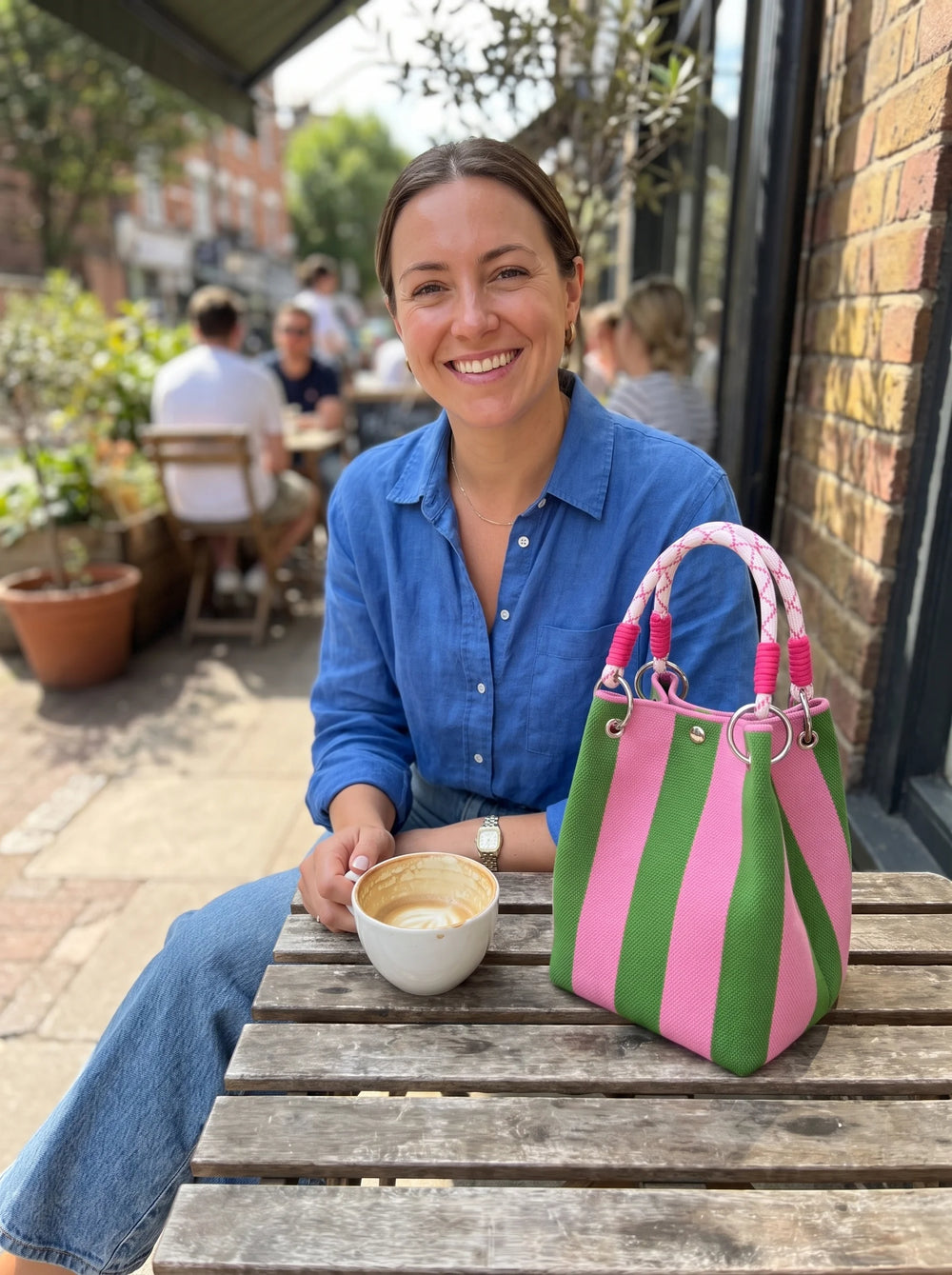 5 Reasons This Little Bucket Bag Made Me Ditch My Big Purse, My Evening Clutch, and My Paper Gift Bags