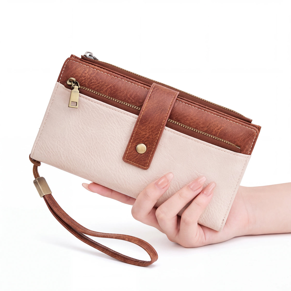 Cardy – The Holds-Everything Wristlet Wallet