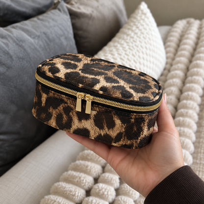 Glowy - The Light-Up Makeup Case