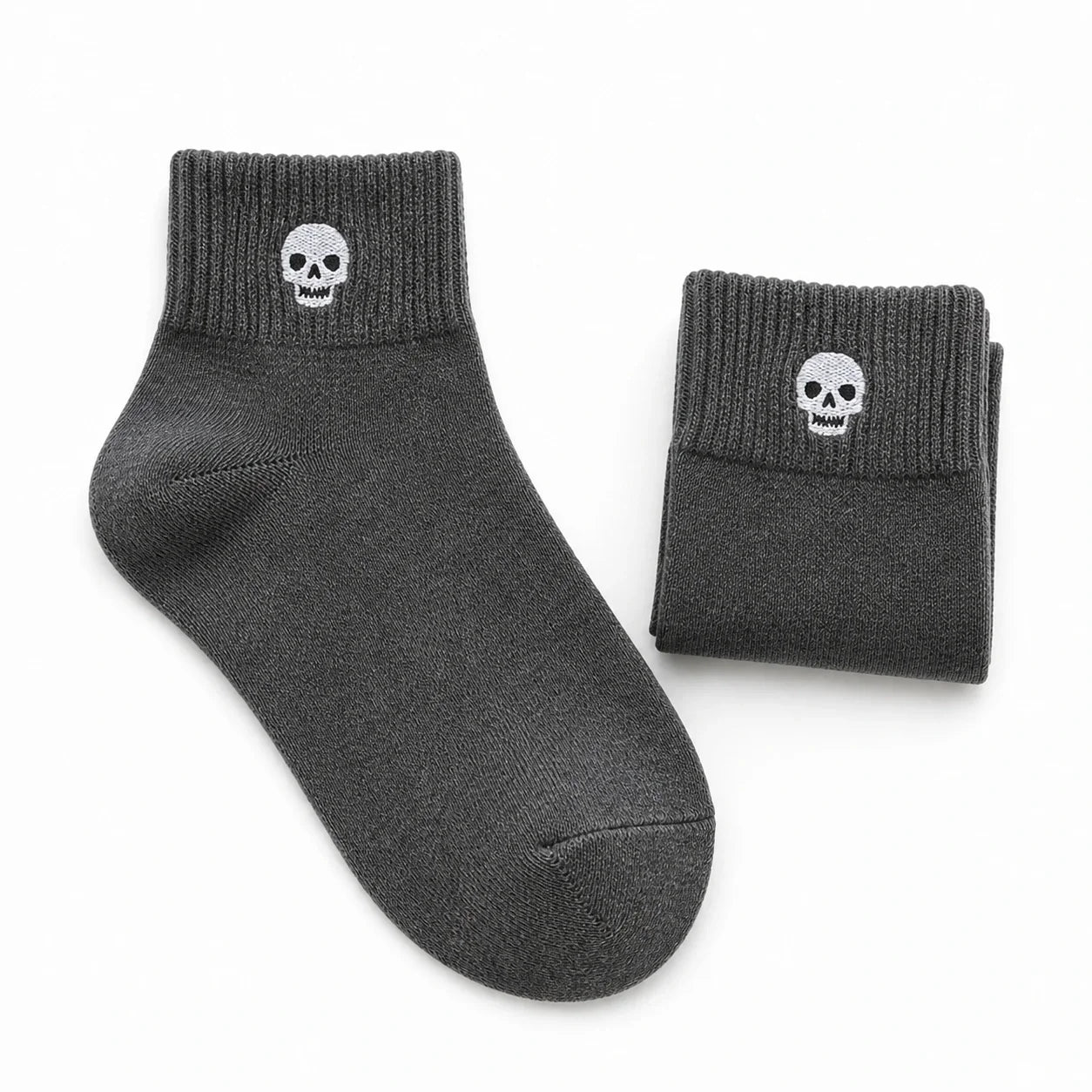 Spooky Halloween ankle socks, charcoal with white skull