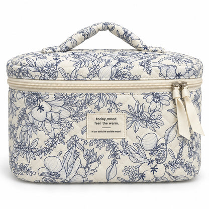 url('https://cdn.shopify.com/s/files/1/0572/6493/0902/files/nesty-swatch-BEST-navy-toile-f68791.webp?v=1790319921')