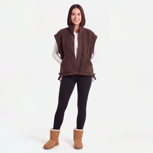 Oversized Sherpa Vest, Coffee Brown, hands in pockets